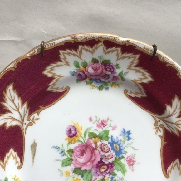 ROYAL Grafton Saucer, Vintage - Picture 4 of 7